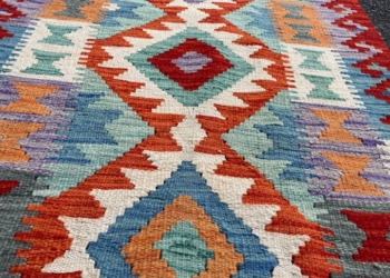 Afghan Kilim Rug – 209 x 73cm (6’10” x2’5″ )